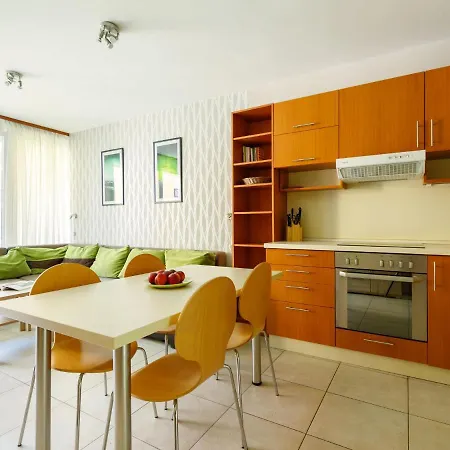 Amelia By Interhome بالاتونوشود